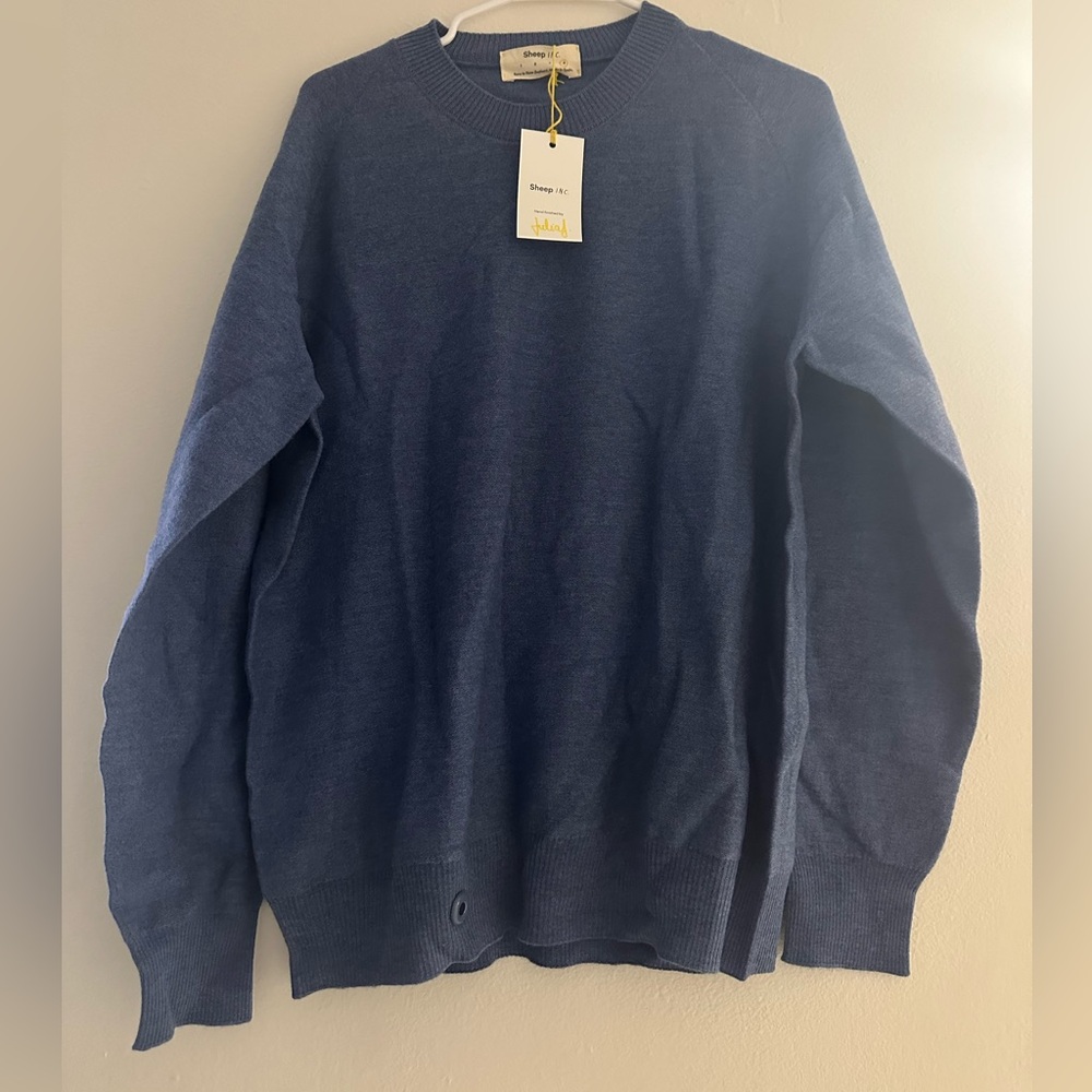 Sheep inc new blue sweater w/tag 
Size XL